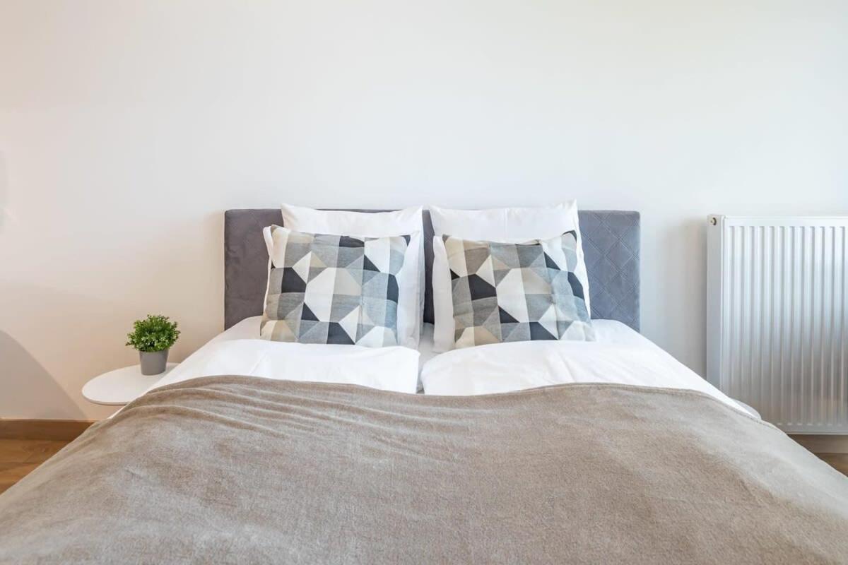 Brand New Central Flat — Photos 3